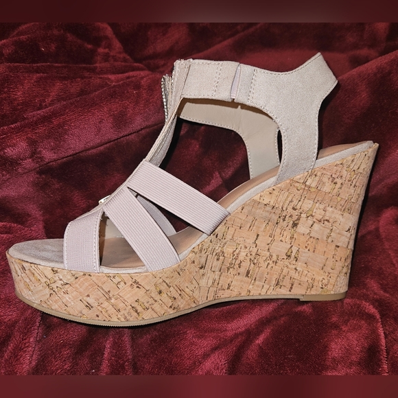Wedges - Picture 4 of 5